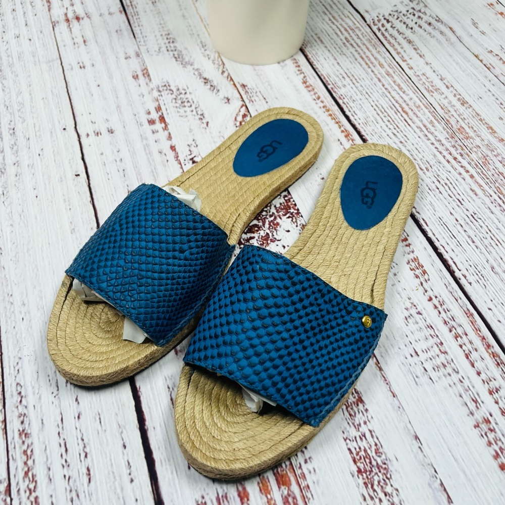 UGG Women's Rope Slip On Sandals Blue Size 9